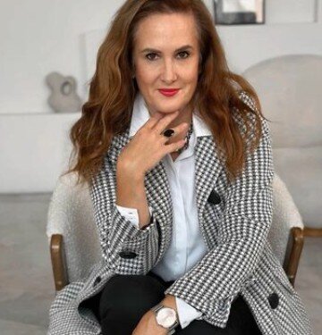 Елена Яготинец