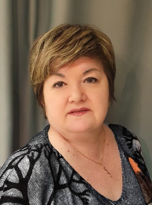 Елена Платонова