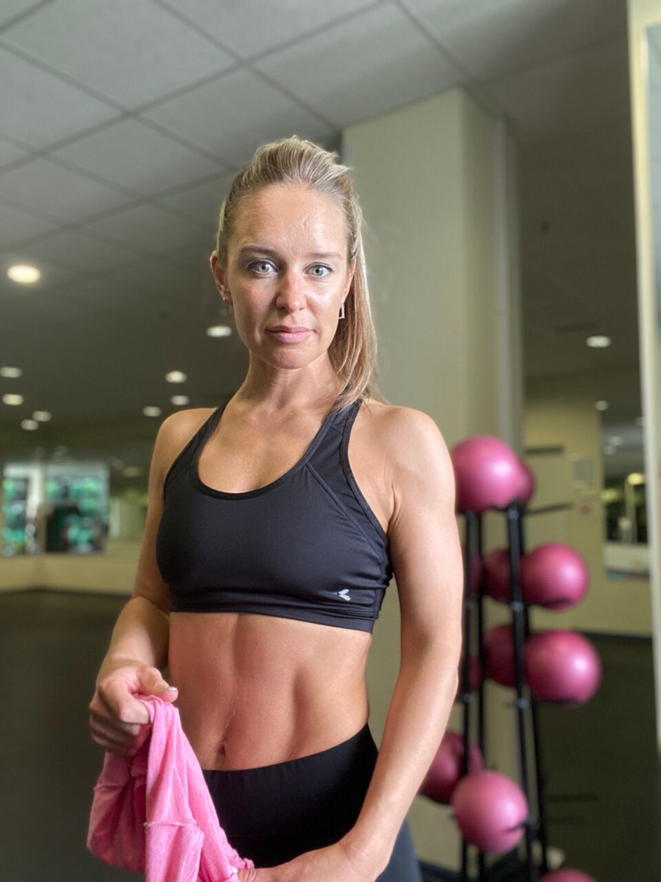 Анна Бессарабова