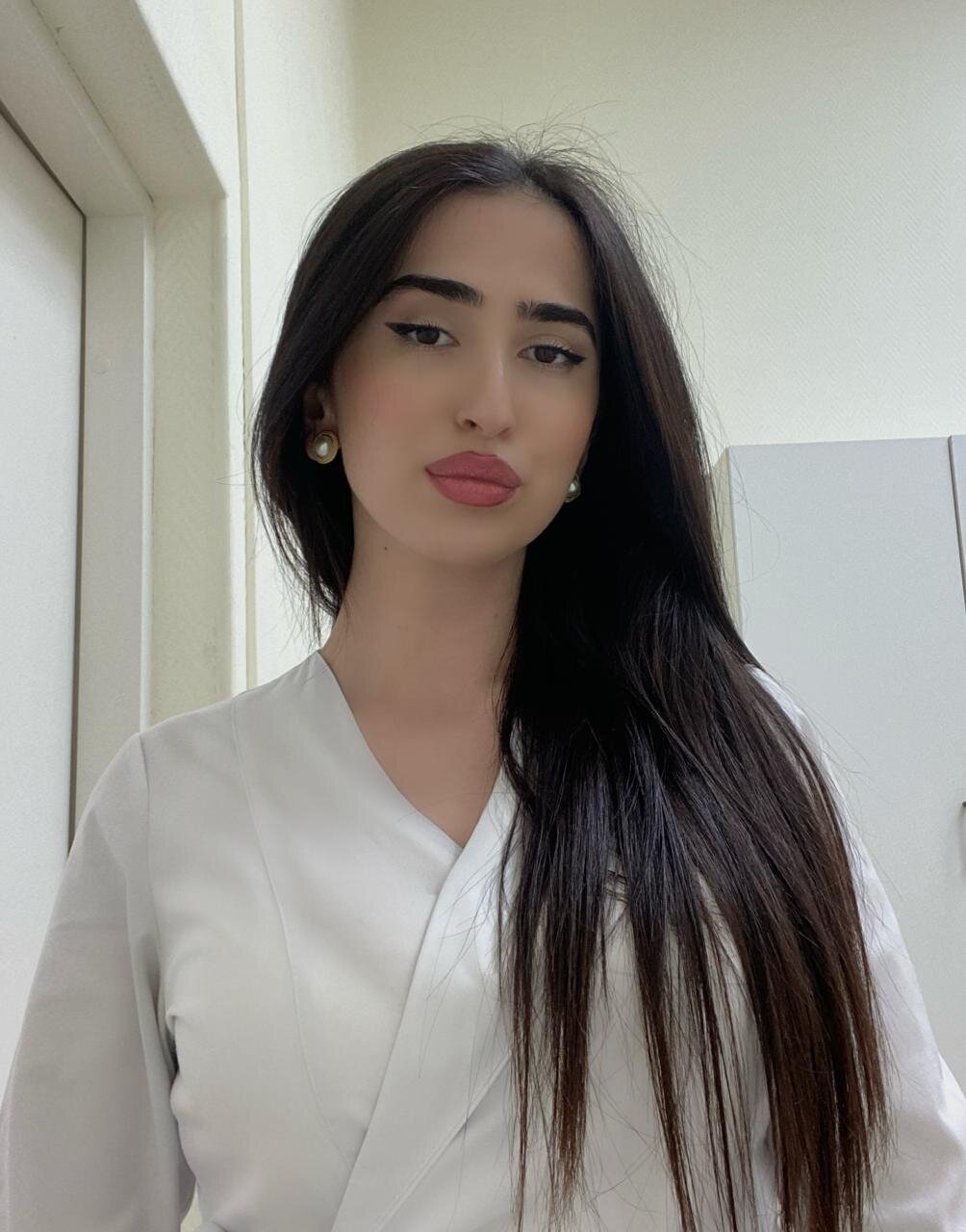 Алина Хусеновна Ужахова