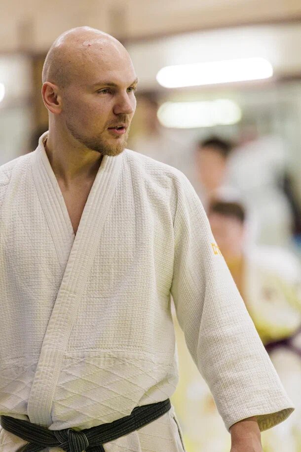 Роман Владимирович Веретенников