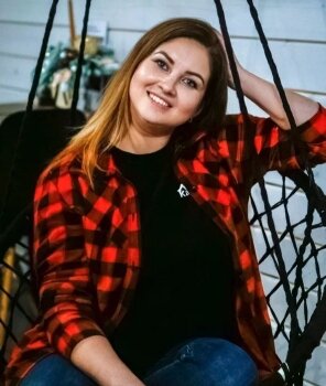 Яна Сергеевна Молчанова