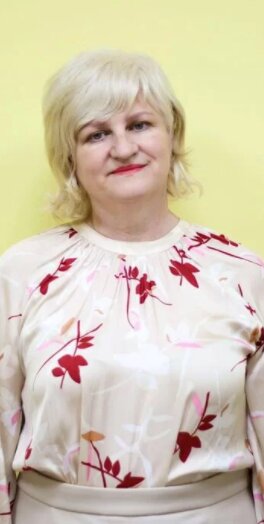Любовь геннадьевна. Любовь Геннадьевна школа 853. Буренина.