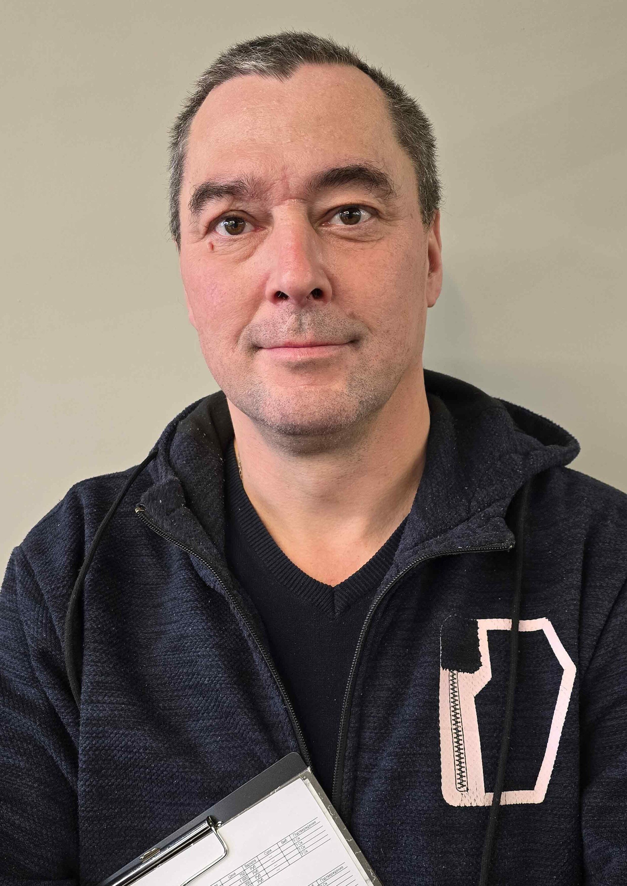 Игорь Новиков