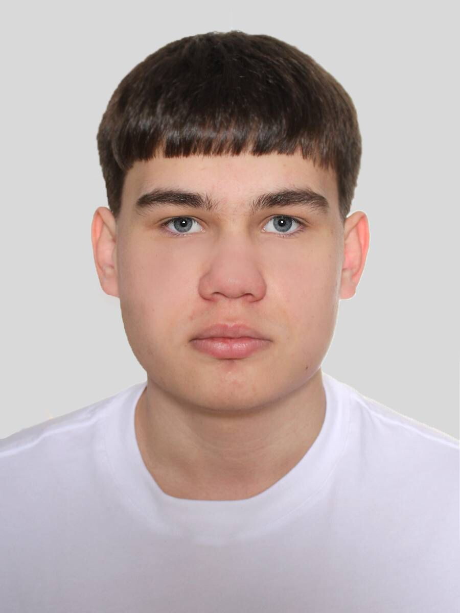 Олег Морозов