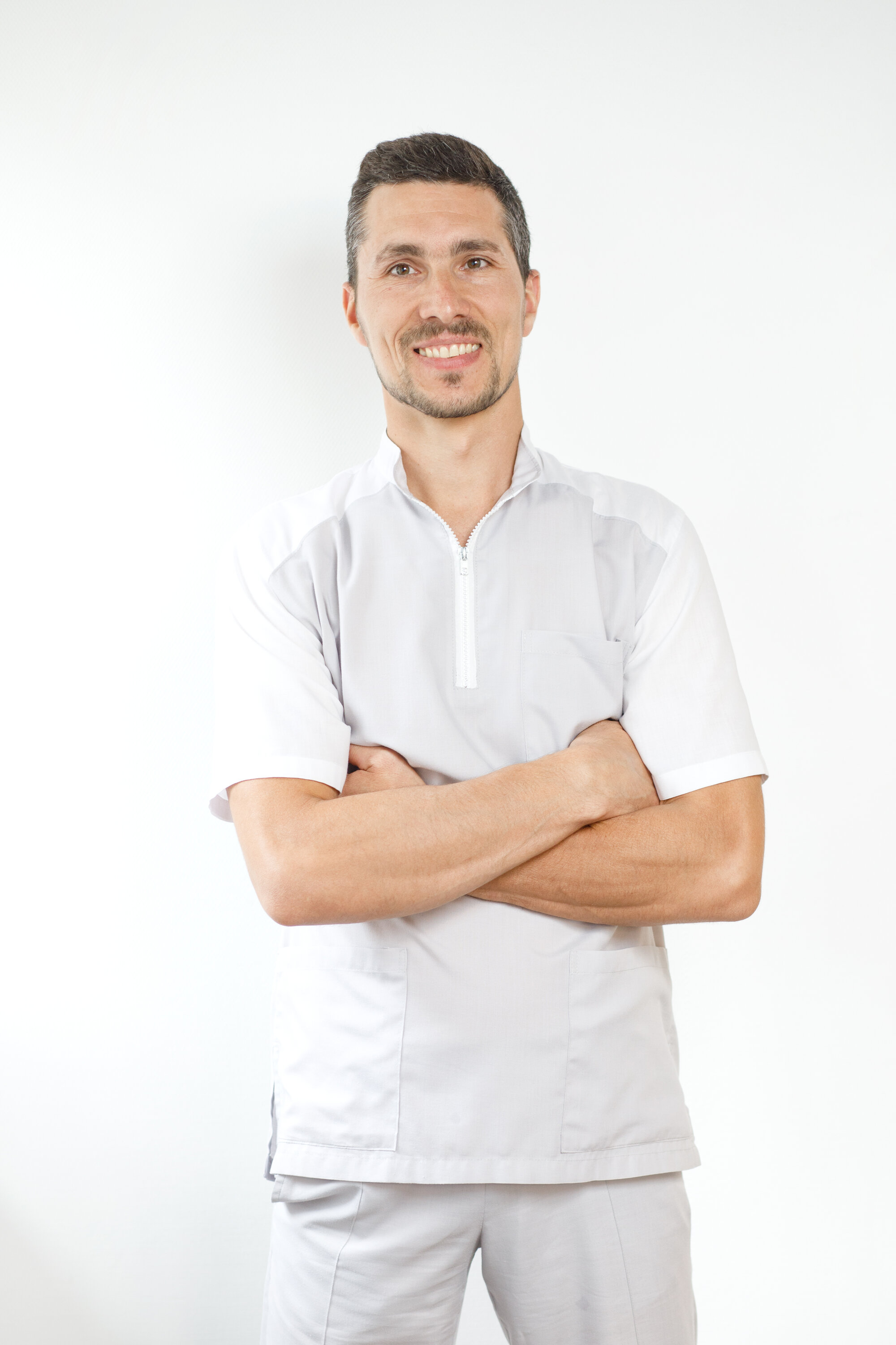 Евгений Лапшов