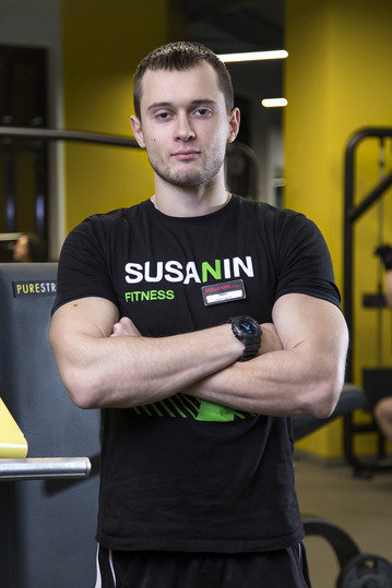 Павел Суров