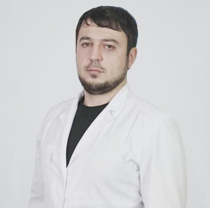 Лучшие хирурги махачкалы. Магомед Джанаев сосудистый хирург. Джанаев Магомед Зайпуллаевич. Сосудистый хирург Джанаев Магомед Зайпуллаевич. Магомед хирург Махачкала.