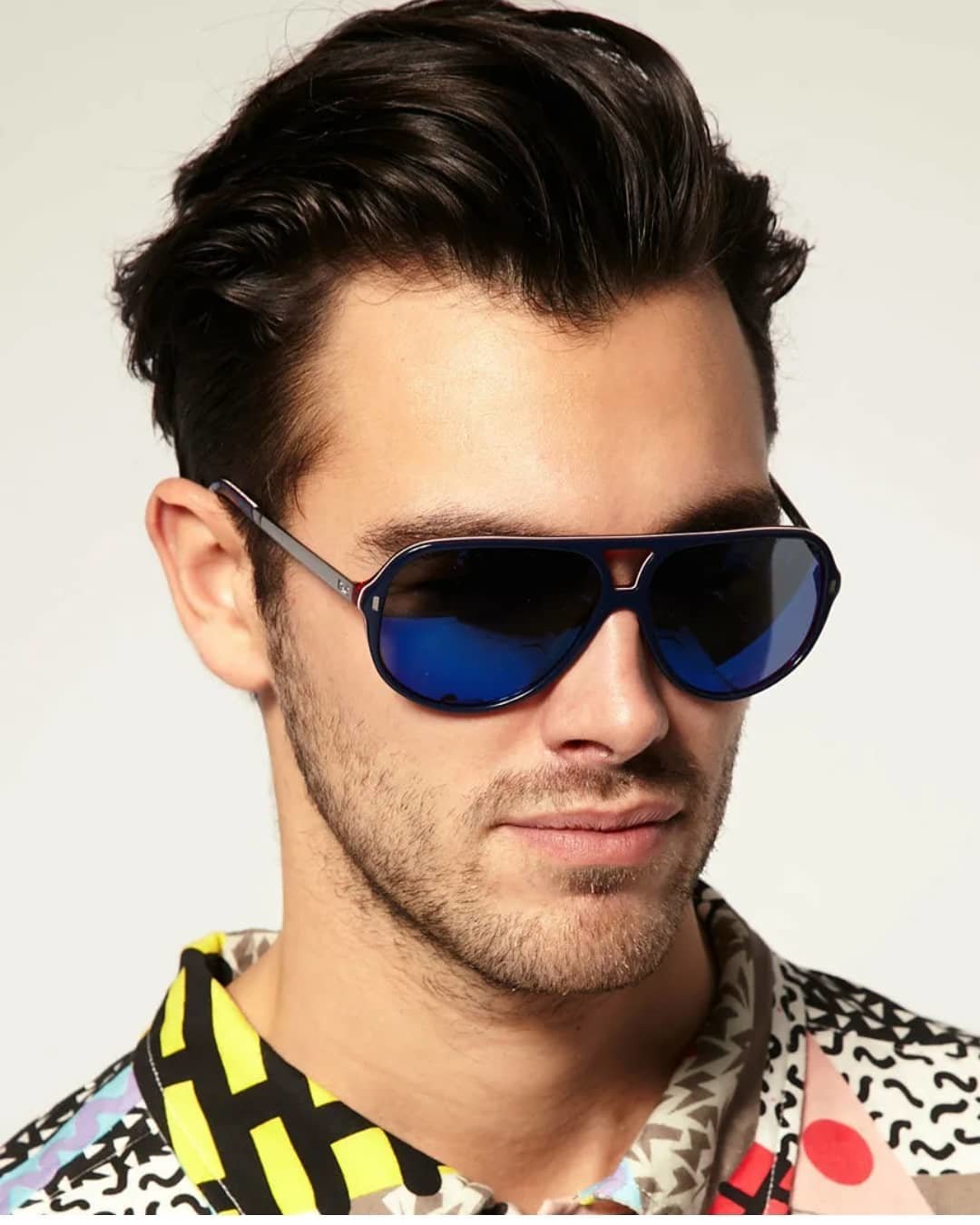 Очки для мужчин. Мужские солнцезащитные очки Aviator мода 2021. Очки Авиаторы мужские ray ban. Солнцезащитные мужские очки 2021 Авиаторы. Мужские очки 2022.