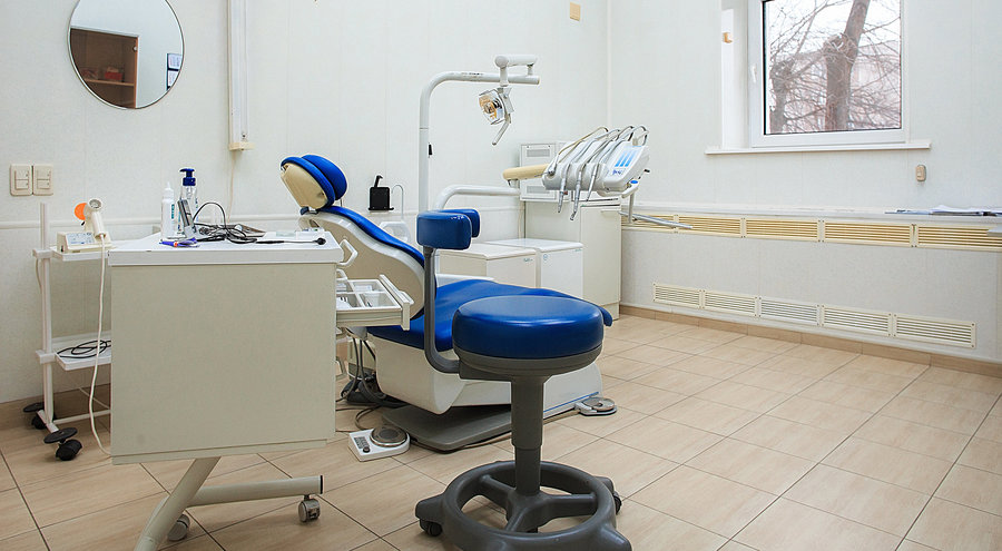 Стоматологические клиники корсакова