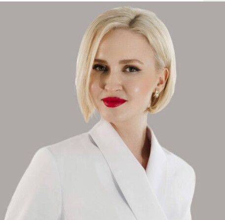 Яна Алексеевна Меньшова