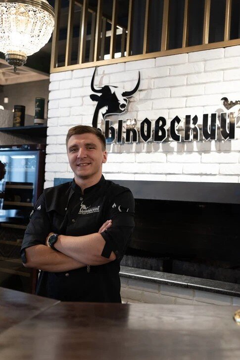 Дмитрий Котовенко