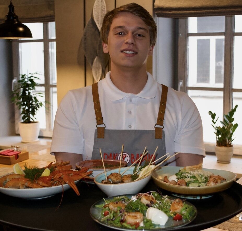 Артем Молчанов