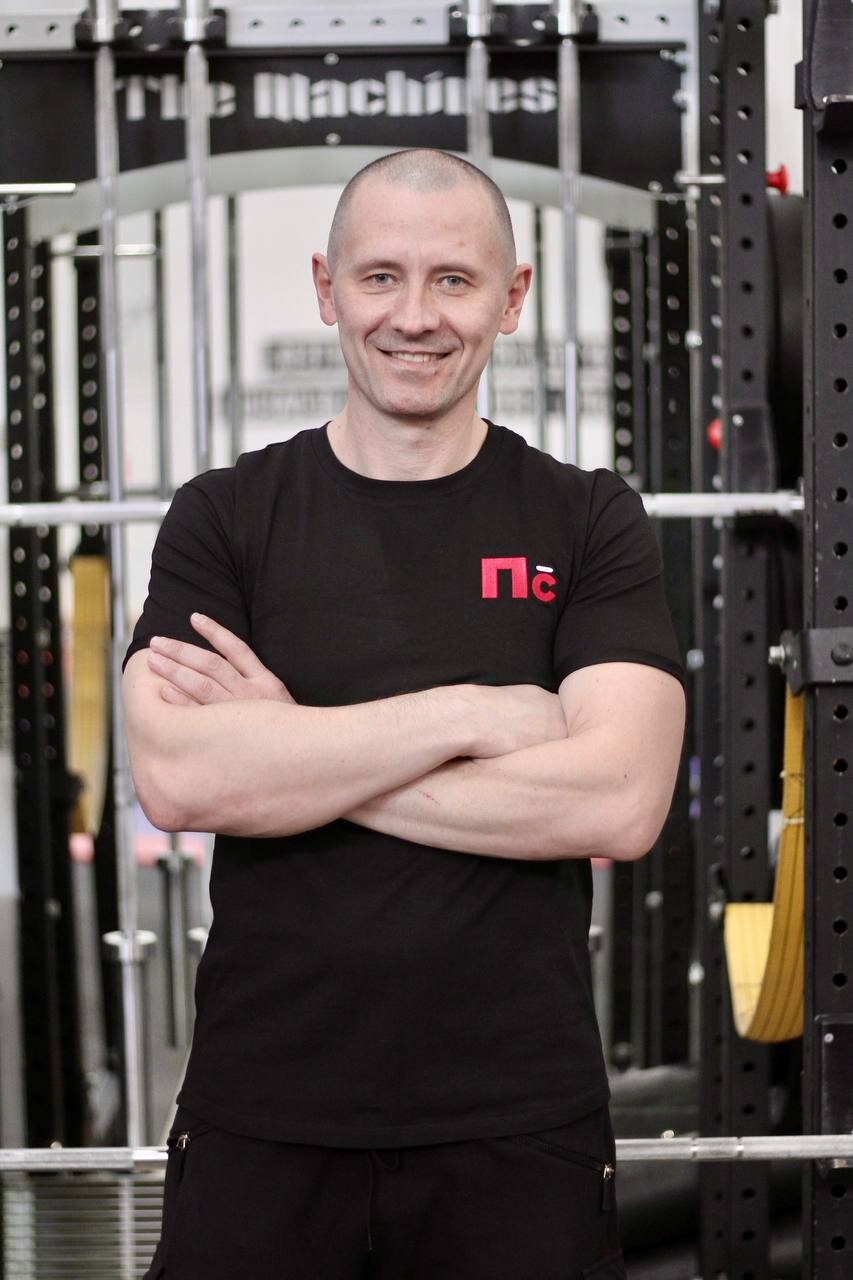 Николай Толстых