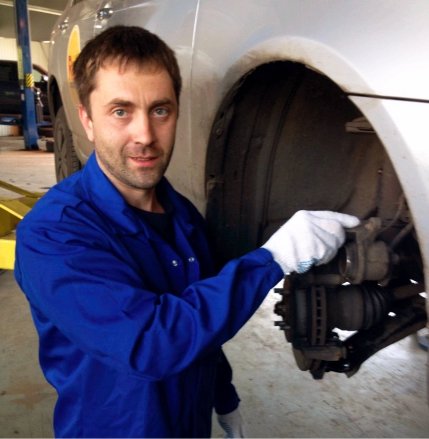 техно цех. профессиональный автомеханик. техник механик. ремонтный автомобиль. работа автослесарем в воронеже.