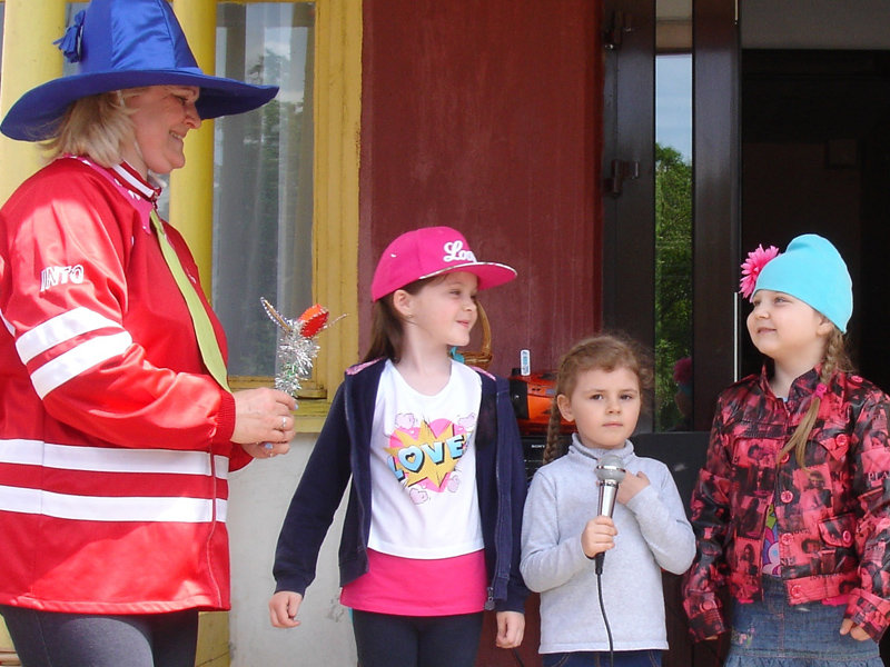 Группа среднего возраста № 12 "Ручеек" Официальный сайт - МБДОУ ДС "Лазорики" г.