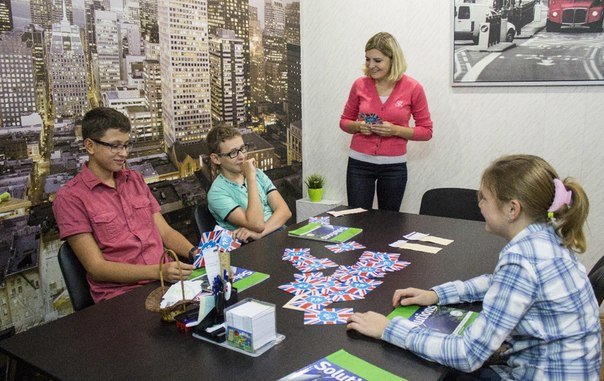 Курсы в нижнем новгороде. London School Нижний Новгород. Актёрские курсы Нижний Новгород. Английский язык в Чкаловском. Учебный центр Лондон в Саодате.