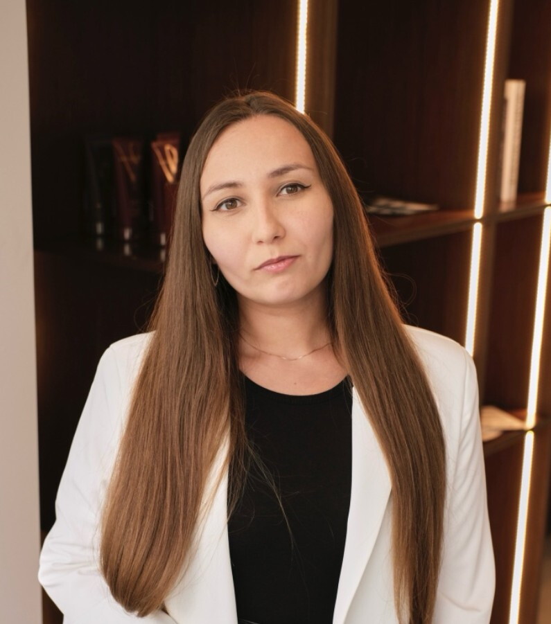 Алена Черепанова