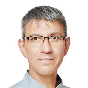 Олег Валерьевич Карпочев