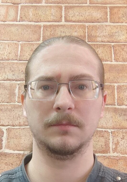 Олег Эдуардович Зверев