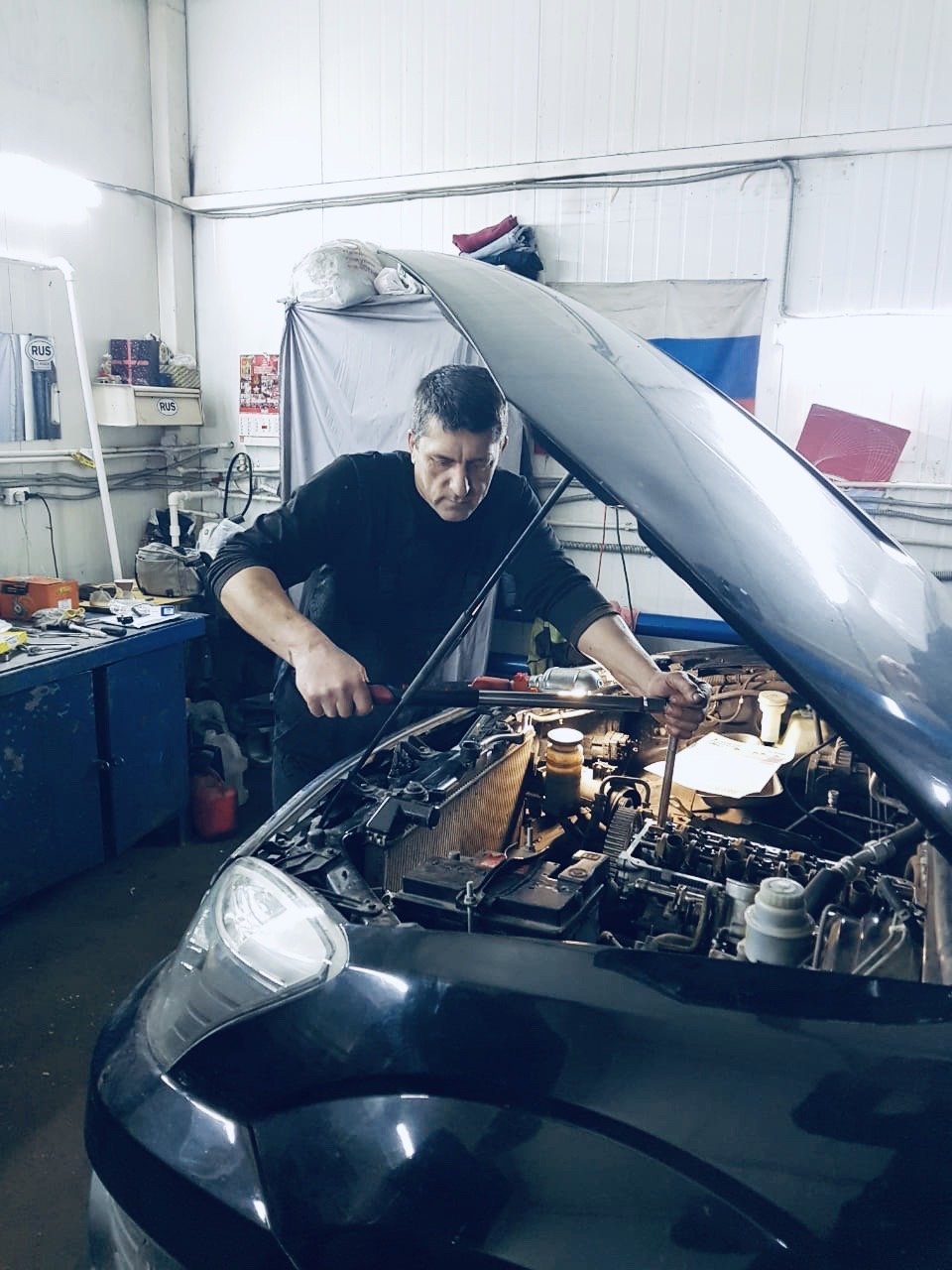 Евгений Илларионов