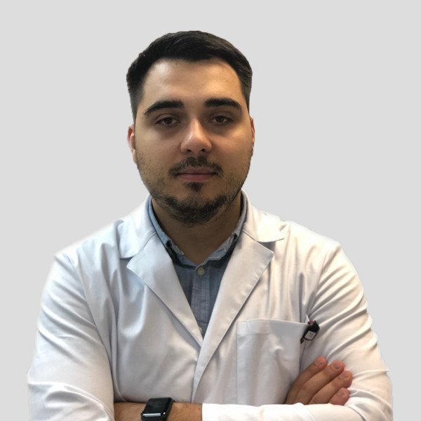 врач амир бадридинович. амир мереджи. доктор амир карам. голумов амир врач. амир врач.