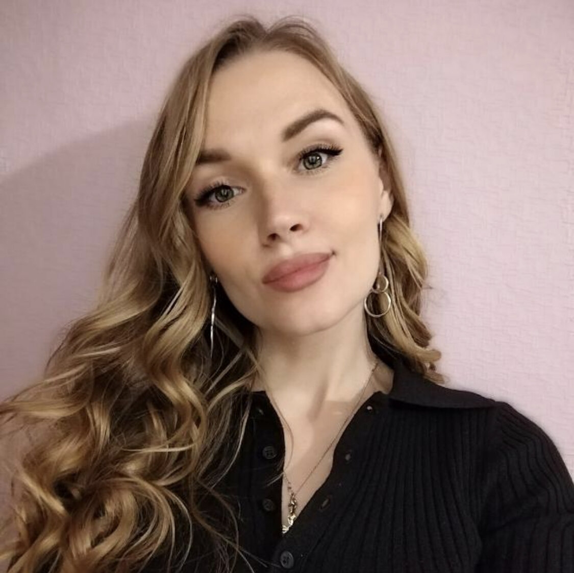 Полина Веселова