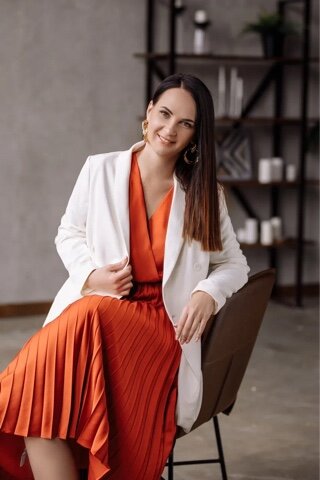 Алина Демидова