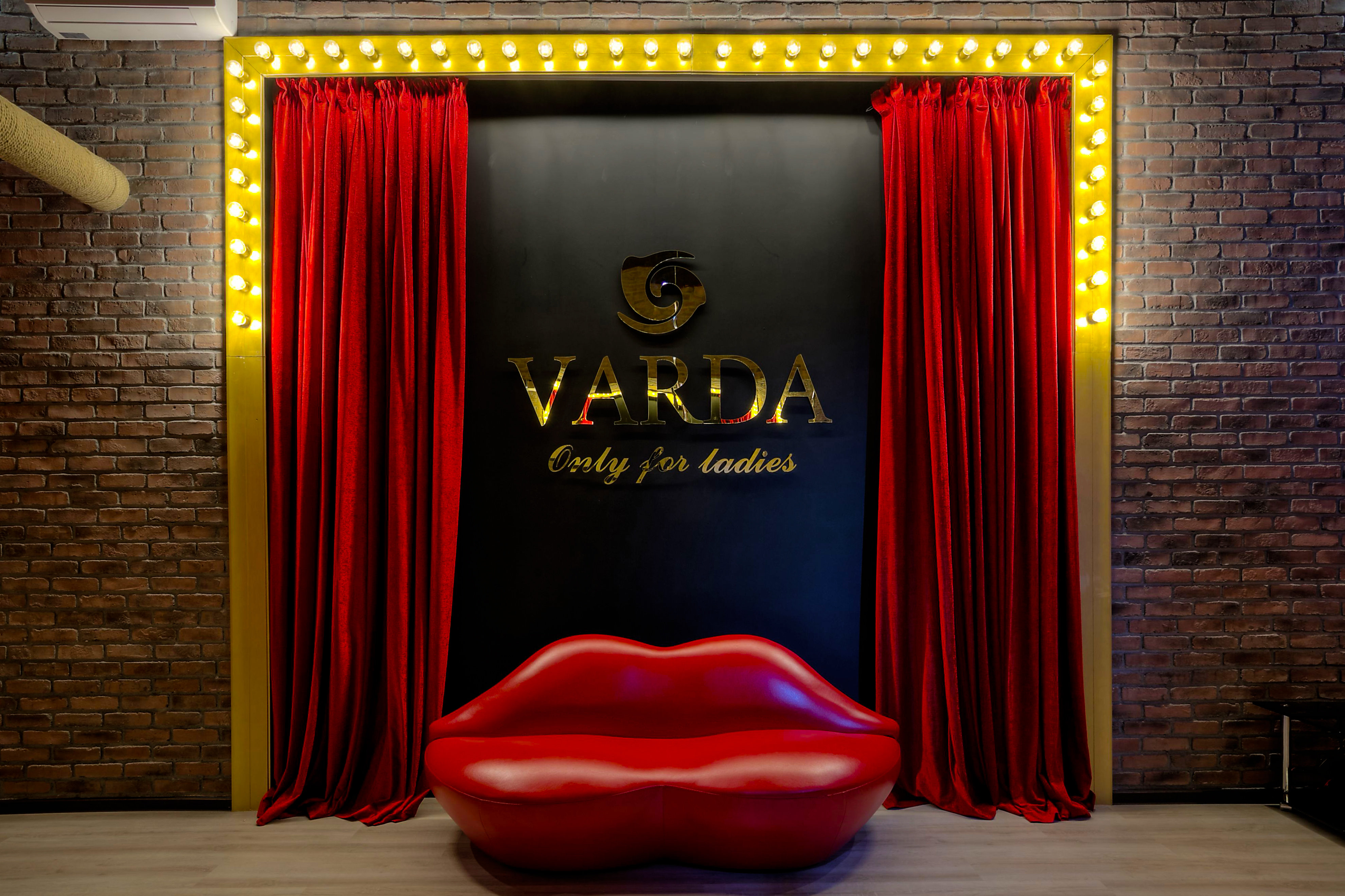 Lady club. Варда клуб. Варда школа танцев. Varda Ladies Club, Москва. Клуб леди на Волоколамской.