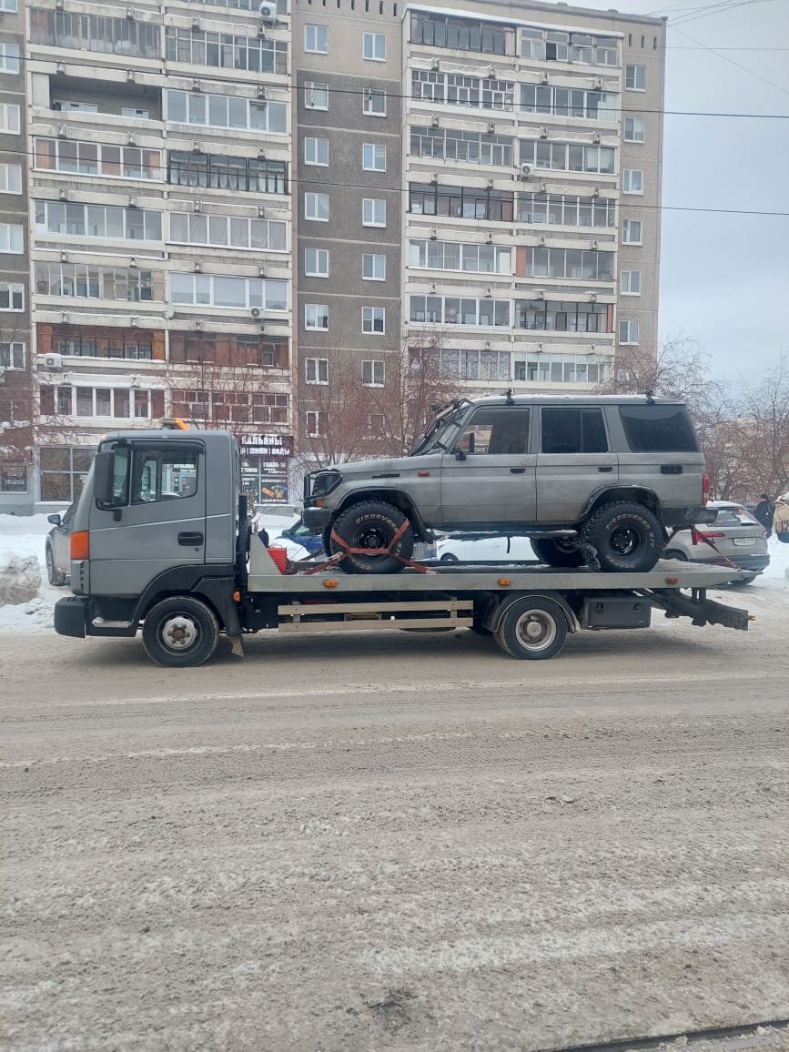 Услуги эвакуатора в Екатеринбурге рядом со мной на карте: адреса, отзывы и  рейтинг службы эвакуаторов - Zoon.ru