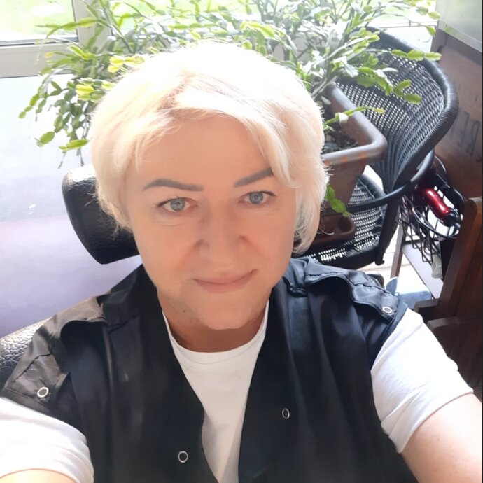 Марина Шарова