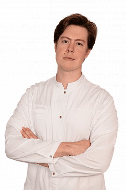 Артём Викторович Баринов