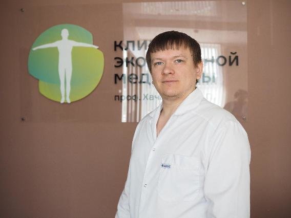 Рафаэль Равильевич Мануров