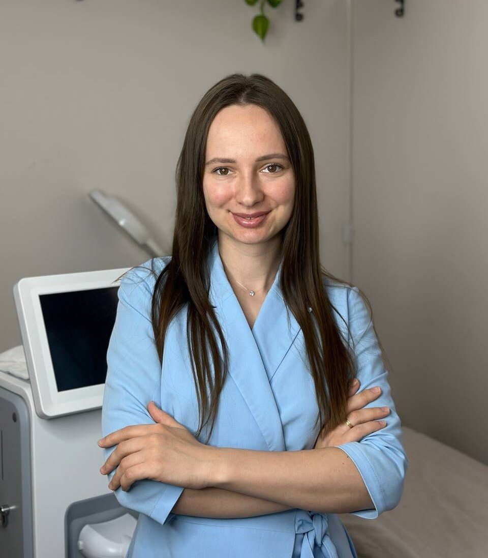 Анна Маринова