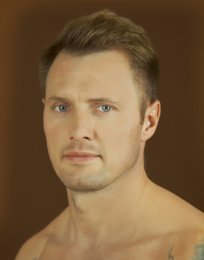 Олег Тихонов