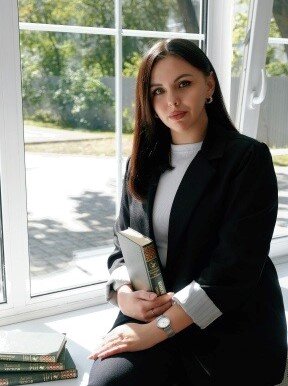 Лариса Андреевна Ледовских (Андреева)