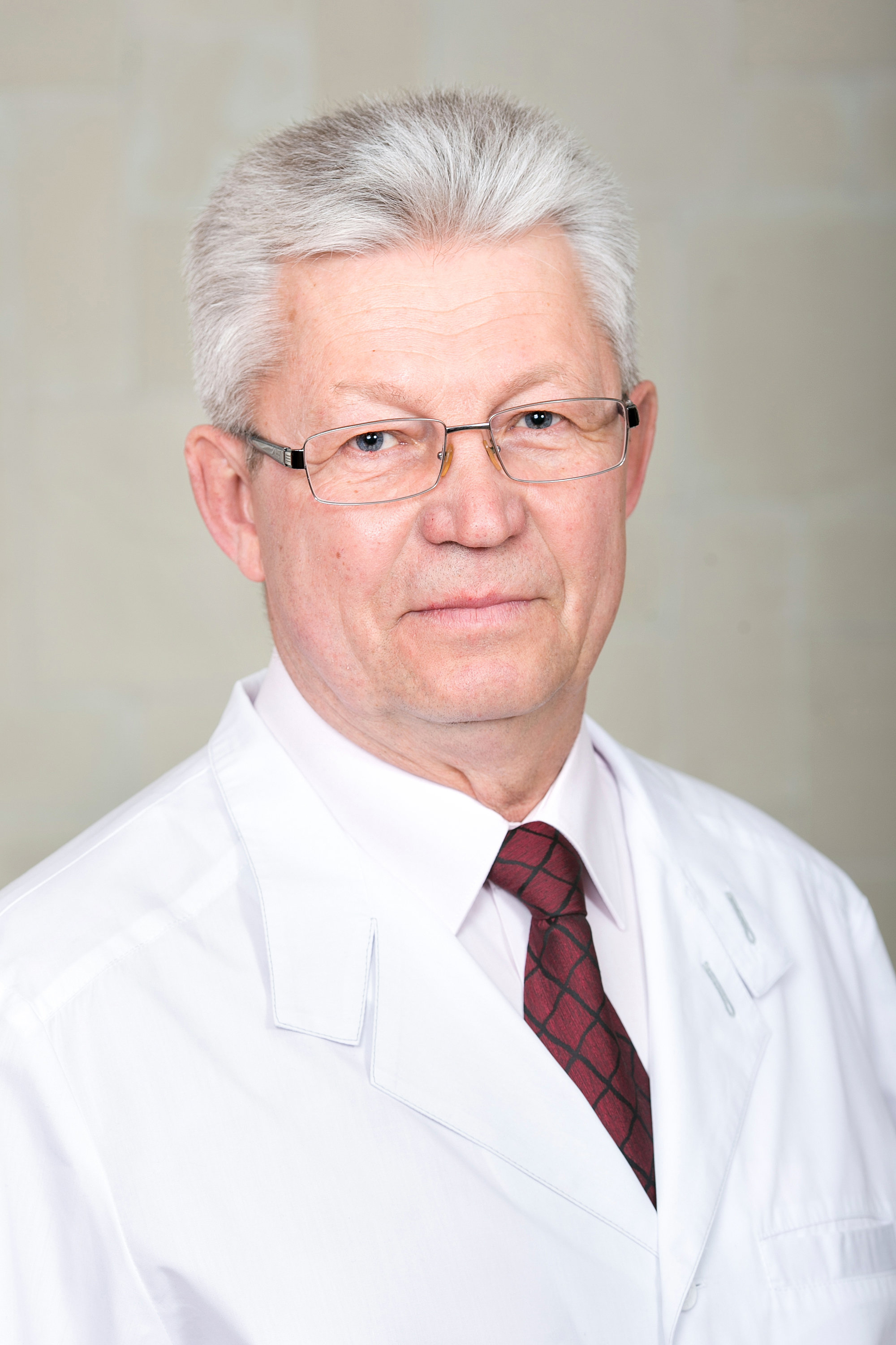 стоматология фортуна волгоград. михаил капранов москва. имплантолог волгоград. полетаев андрей леонидович врач-стоматолог-хирург. имплантолог волгоград.