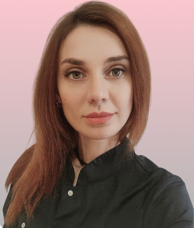 Анна Маркова