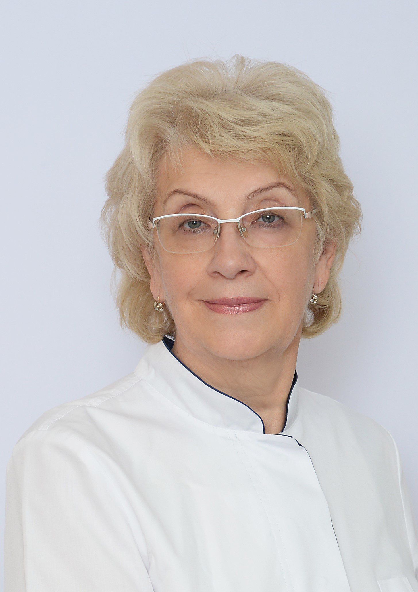 Пластический хирург в иркутске лучший. Хирург иркутск записаться. Лупсанов хирург иркутск. Лупсанов хирург иркутск. Хирург иркутск записаться.