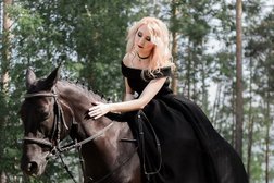 Конно-спортивный комплекс Пивоваровский, с рейтингом 2.9 - находится по адресу Иркутская область, с. Пивовариха, Степная улица, 37 