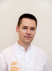 Косметолог Юлий Витальевич Давыдов