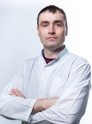 Онколог, маммолог Руслан Юрьевич Хлобыстин