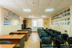 Автошкола в Самаре Автомотоклуб, с рейтингом 4.2 - находится по адресу Самара, улица 22 Партсъезда, 225 