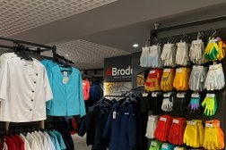 Компания Феникс-Спецодежда, с рейтингом 4.5 - находится по адресу Челябинск, Российская улица, 47 