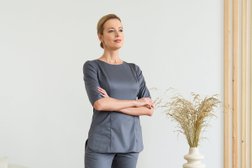 Магазин медицинской одежды Лечи красиво, с рейтингом 4.7 - находится по адресу Санкт-Петербург, Петропавловская улица, 8 