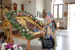 Храм в честь всех святых в земле Российской просиявших, с рейтингом 3.7 - находится по адресу Москва, Суздальская улица, вл8Б 