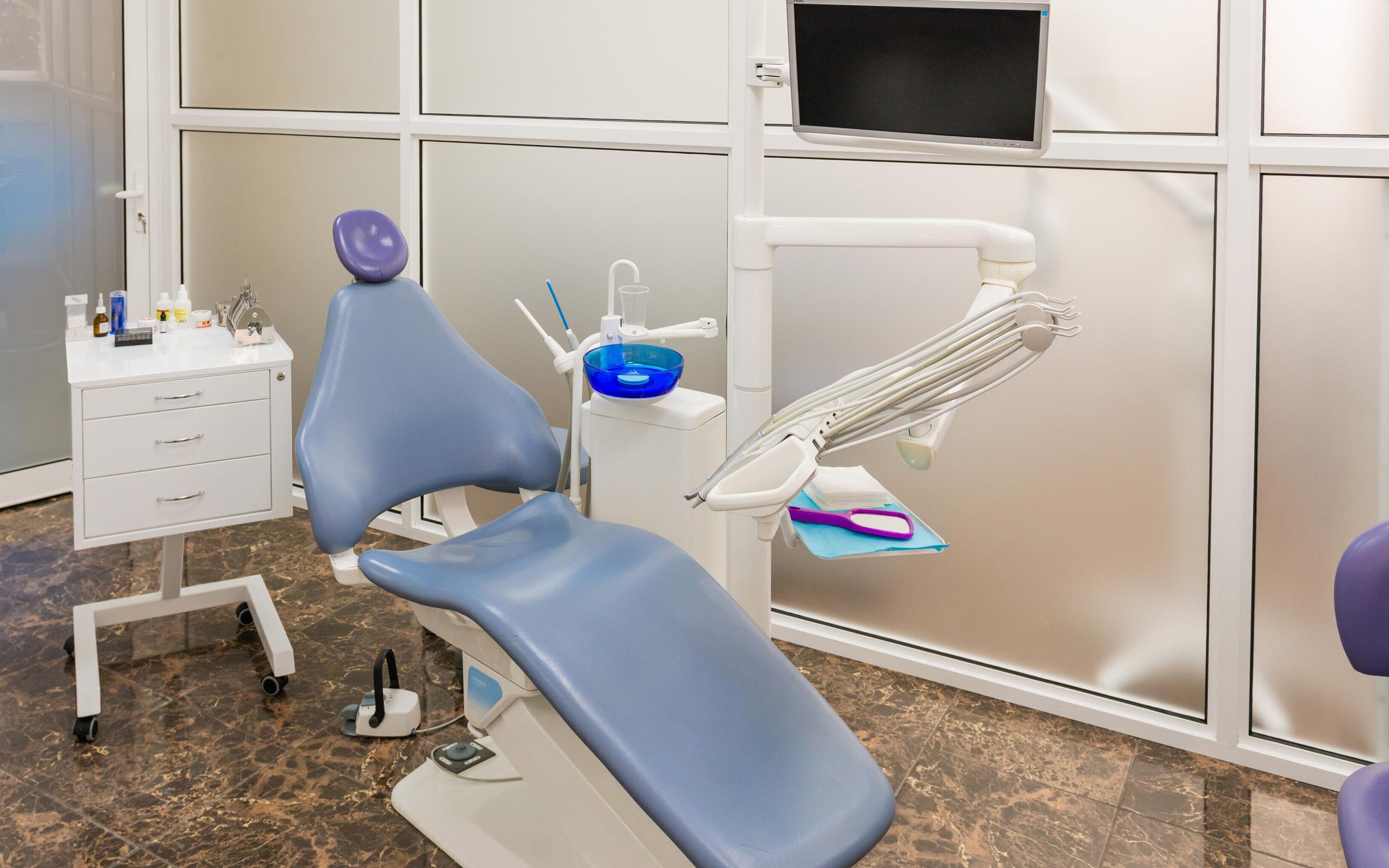 Проект стоматологии на 3 кресла