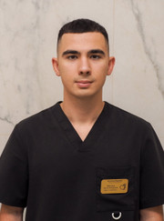 Стоматолог Артем Дамирович Камалов