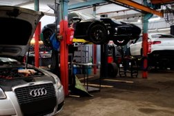Автосервис Честный-Автомастер, с рейтингом 4.9 - находится по адресу Москва, Крылатская улица, 17к4 