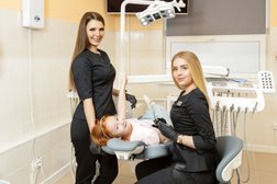 Стоматология Территория улыбки, с рейтингом 4.9 - находится по адресу Екатеринбург, Посадская улица, 38 